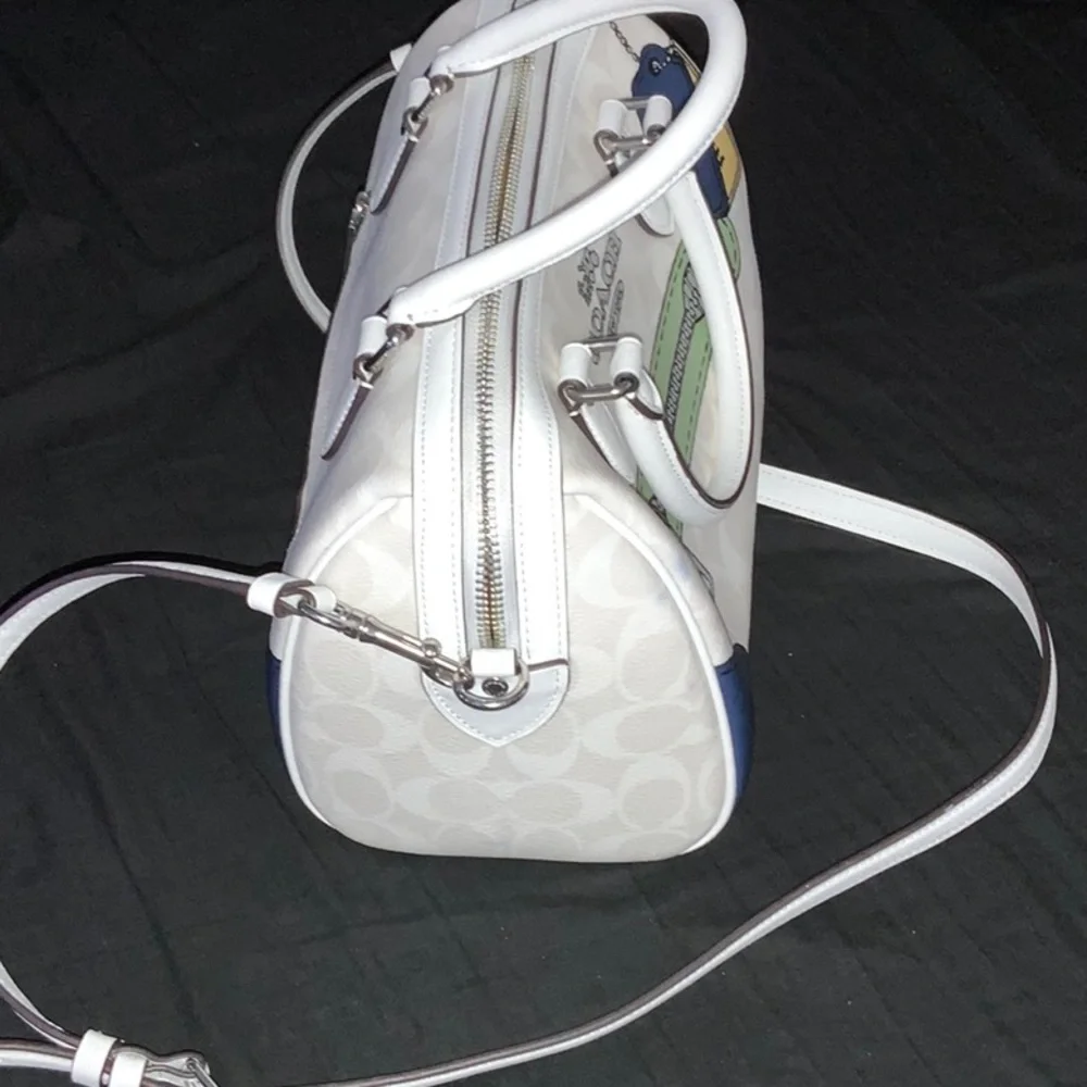 COACH White and Navy Satchel with Green Accent - Picture 6 of 7